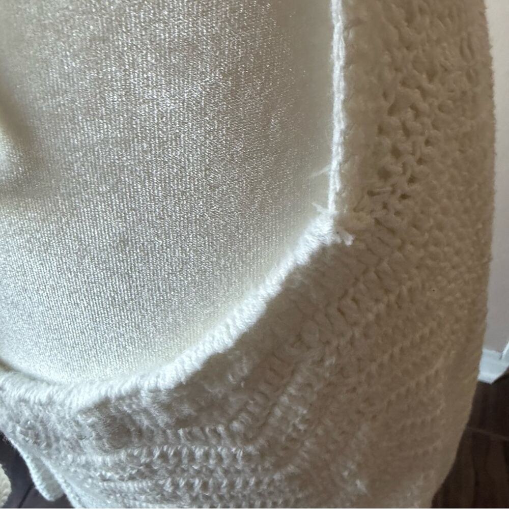 Victoria's Secret White Crochet Knit Dress Cover Up - Picture 4 of 8